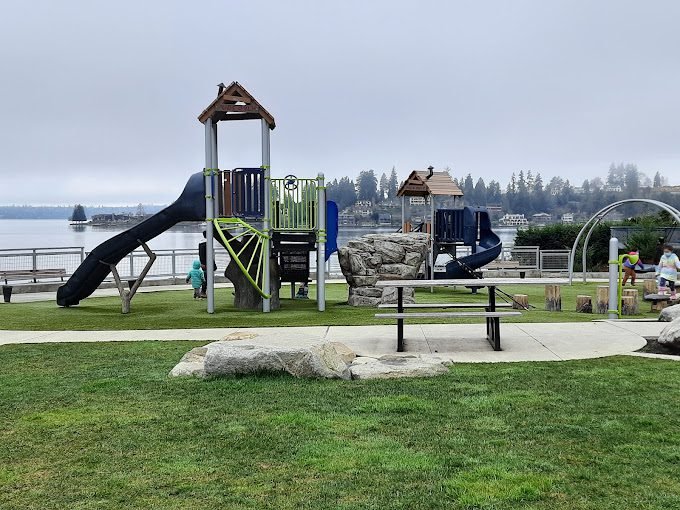 Meydenbauer Beach Park