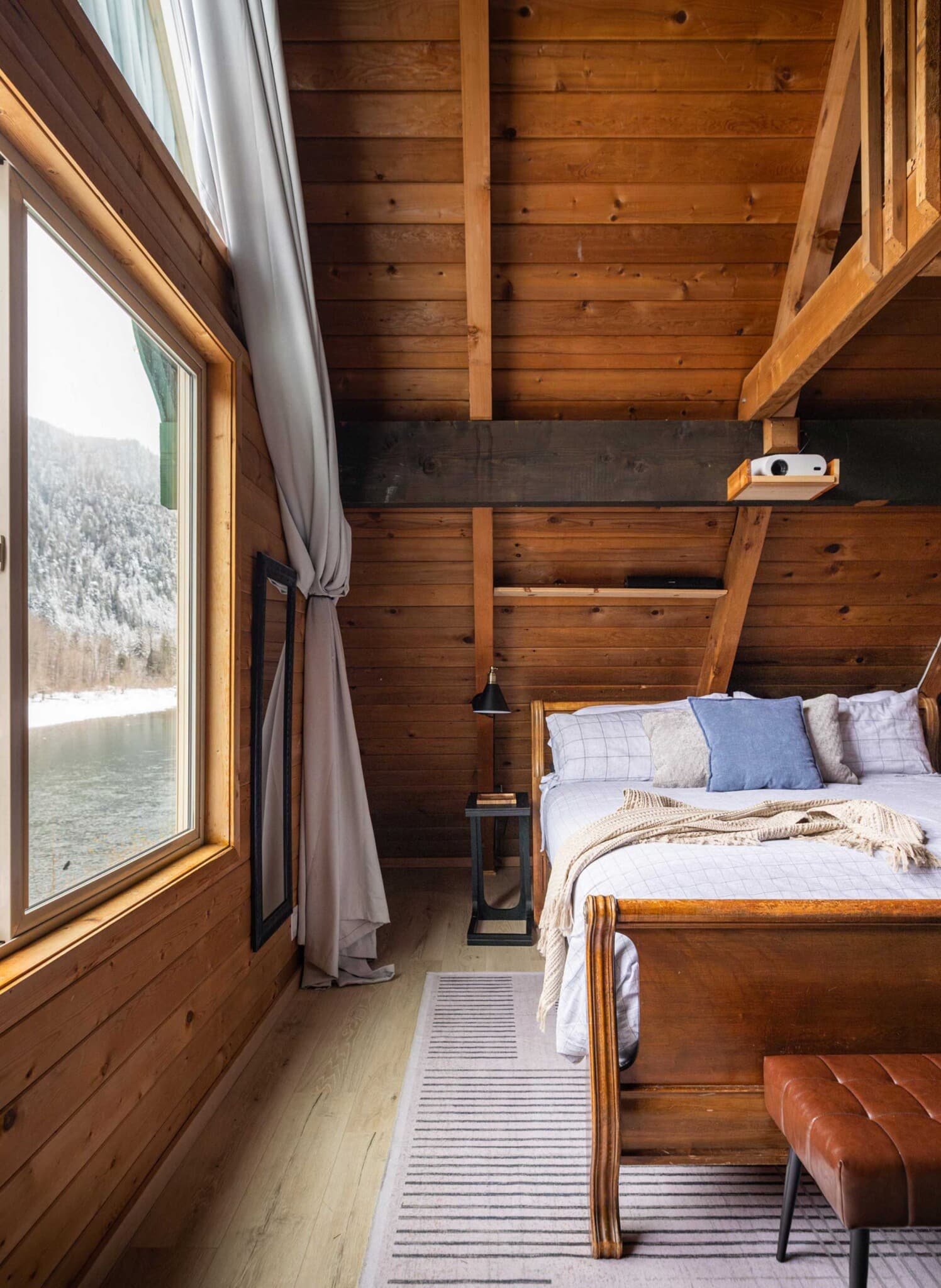 carousel 0013 Copy of 29 Nights Index in the Winter 3;klk;l